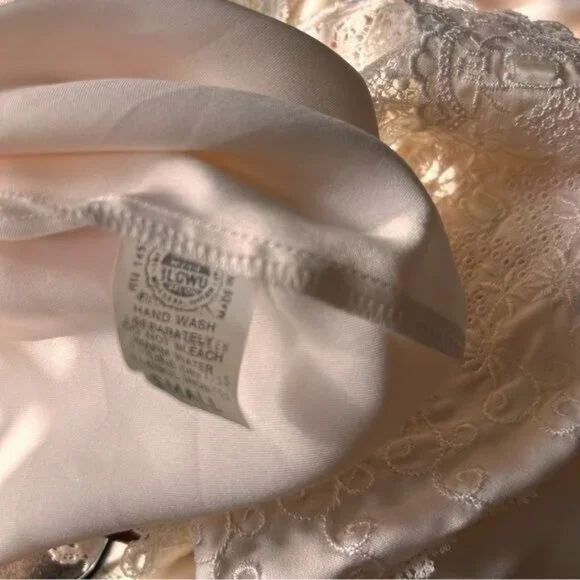 Christian Dior vintage union label nightgown with lace bib style small - Picture 7 of 10
